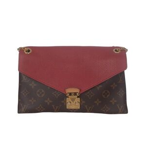♥️Louis Vuitton Cherry Red and Brown Monogram Canvas Pallas Chain Shoulder Bag♥️